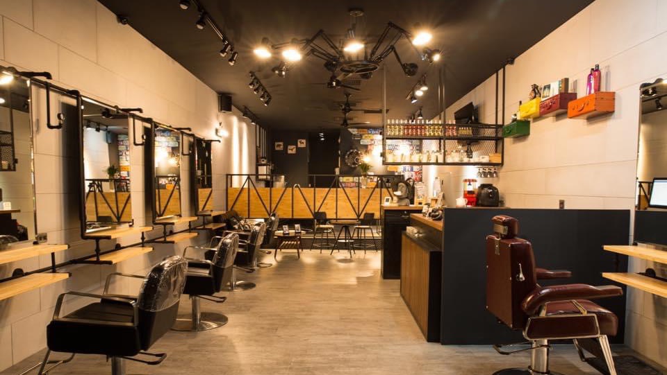 葉威爺 Hair salon.jpg